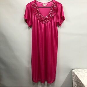 Vintage Lati Fashion intimates collection pink nightgown medium rosette neckline